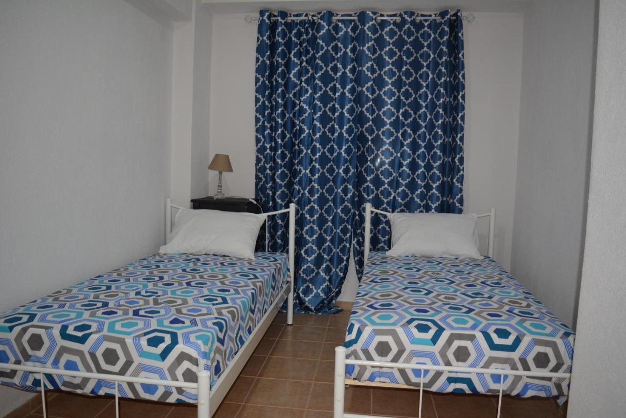 Panos Apartments Gerakini Bagian luar foto